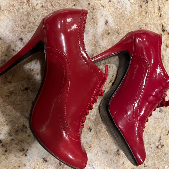 Colin Stuart Stiletto 4" heels-worn once in home-size 9 peep toe style plus! - Picture 3 of 11